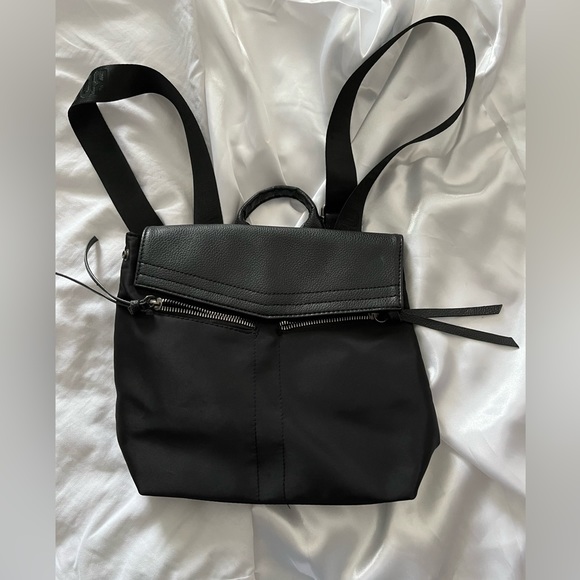 BOTKIER BLACK BACKPACK SMALL - Picture 1 of 5
